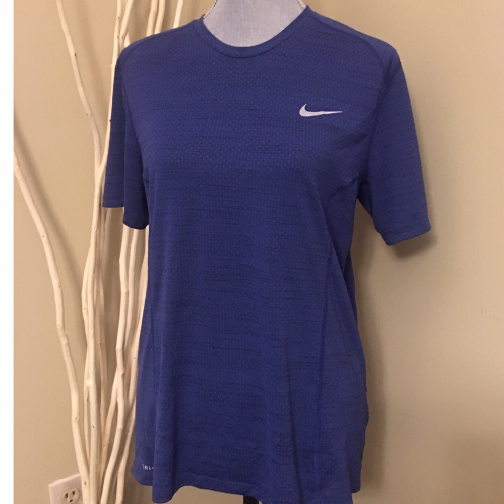 3/$15 Nike dri-fit size medium tee